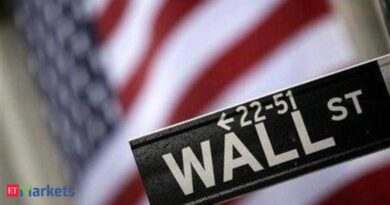 US stocks today: US stocks end lower as solid jobs data fuels hawkish Fed bets