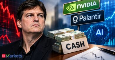 Michael Burry draws back on danger, states he mores than happy to rest on money. Is Big Short financier reversing his bearish AI bets?