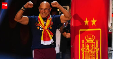 World Cup-winning Spain coach Luis de la Fuente rewarded with four-year contract extension till 2032
