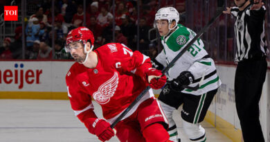 Boston Bruins reject commerce provide for Detroit Red Wings captain Dylan Larkin amid top-line middle search