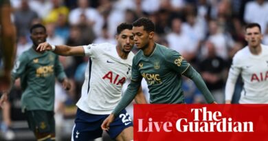 Tottenham Hotspur v Everton: Premier League– live