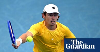 Alex de Minaur roars again to life to fireside Australia to early Davis Cup lead over Poland