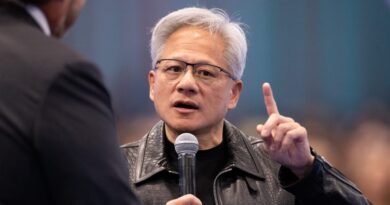 Jensen Huang: AI CEOs Have ‘Ulterior Causes’ in Doomsday Warnings