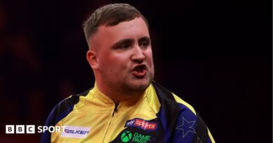 Luke Littler: Defending champion surprised by Luke Woodhouse at World Grand Prix