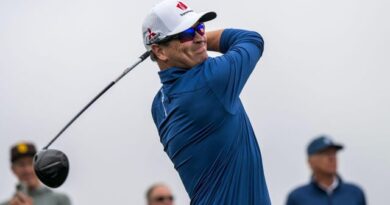 Zach Johnson wins at Pebble, stays scorching on PGA Tour Champions