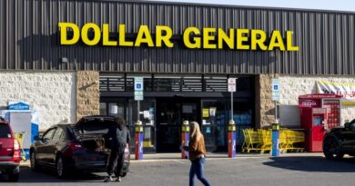 Dollar General CEO says customers making $100,000 a yr do not feel excessive earnings anymore