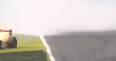 Massive crash between Gerrard Xie and Woohyun Shin during the F3 Italian Grand Prix.