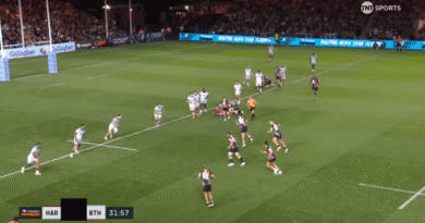 Santi Carreras Scores outrageous intercept strive