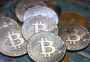 Bitcoin holds near $79K as traders avoid aggressive profit booking. Here’s what experts say