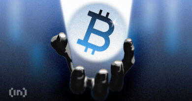 Bitcoin Could ‘Go to Infinity’ as Dollar Debt Crisis Breaks