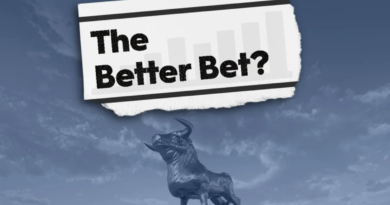 Which Semiconductor Stock Is a Better Buy in 2026?