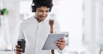 Digital Tools for Entrepreneurs: Build a Smarter Toolkit