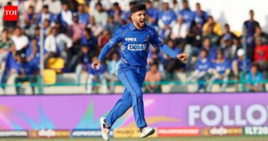 ILT20 season 5 public sale largest buys: Fazalhaq Farooqi turns into costliest participant with $380,000 deal; Babar Azam goes for base worth