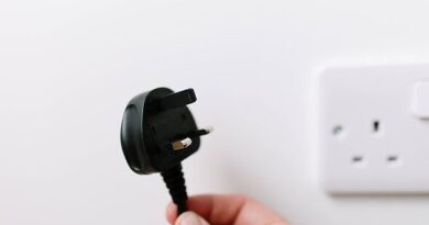 New 'vampire home equipment' checklist of 13 gadgets left on standby costing £213