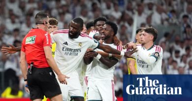 Real Madrid’s Vinícius Júnior despatched off for hair-pulling in victory over Villarreal