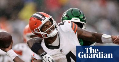 The Browns are nonetheless the Browns. And Deshaun Watson continues to be Deshaun Watson
