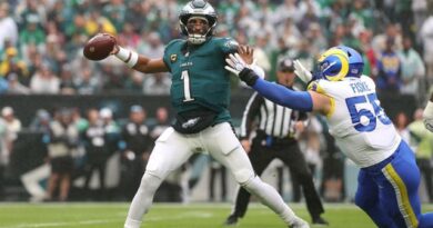 Sources – Eagles place Jalen Hurts on IR as a consequence of blood clot