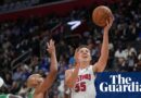 Robinson sparks 23-0 run as Pistons stun Celtics in NBA season opener