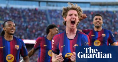European soccer: Gordon boosts Barcelona, Neuer errors price Bayern in draw