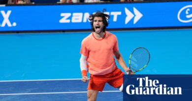 Carlos Alcaraz takes first title since February with victory in Japan Open remaining