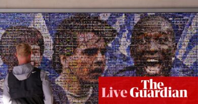 Everton v Chelsea: Premier League – dwell