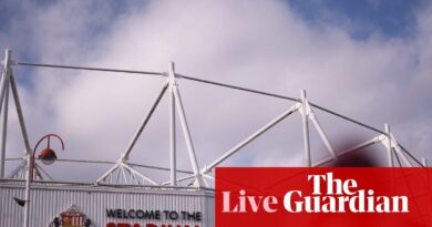 Chelsea v Bournemouth, Sunderland v Brighton, and extra: soccer – stay