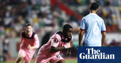 Noah Sadiki stunner earns Sunderland dramatic late win in opposition to Torreense
