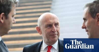 John Healey poised to boost taxes on banks in price range | Finances 2026
