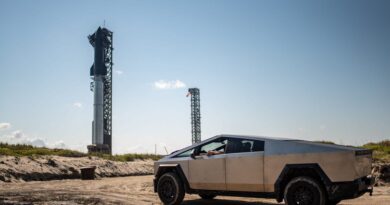 SpaceX Inventory Jumps 9% After Musk Confirms Tesla Merger Talks