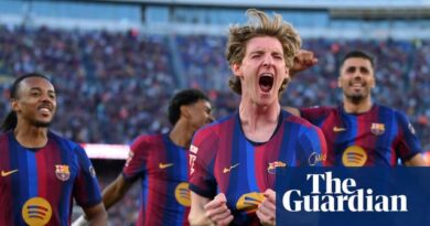 European soccer: Gordon boosts Barcelona, Neuer errors value Bayern in draw | European membership soccer