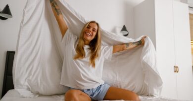 Hot Sleepers Should Wear to Mattress in Summer time