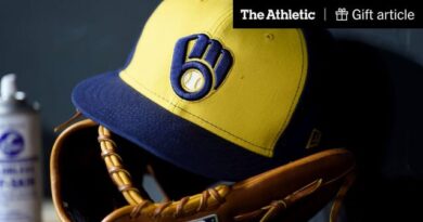 The story behind the Brewers’ ball-in-glove emblem and its hidden double that means