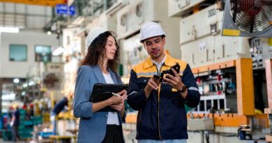 CFO pay jumps 66% at main industrial spinoffs