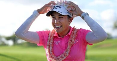 Jeeno Thitikul wins in Hawaii for her 4th LPGA Tour victory of the season