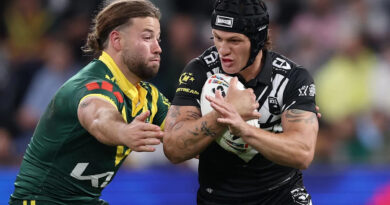Kalyn Ponga to bear surgical procedure after breaking arm in Rugby League World Cup opener
