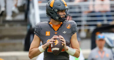 Why George MacIntyre is beginning QB for Tennessee as an alternative of Faizon Brandon