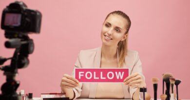 Attract Potential Customers With an Instagram Giveaway