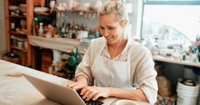 Service-Based Business Ideas: 25 Low-Investment Businesses